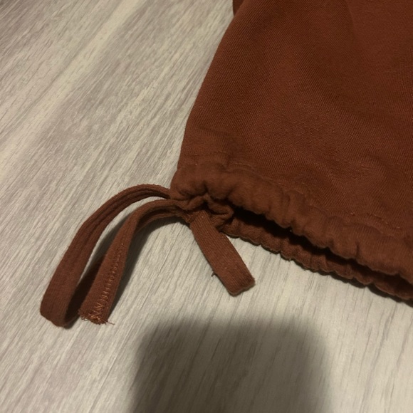 Pacsun Cropped Sweatshirt - Picture 4 of 4